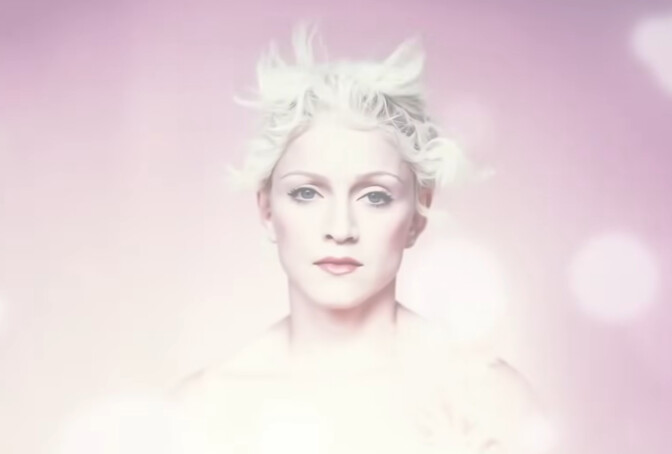 ”Kuningatar on palannut!” – sosiaalinen media sekosi Madonnan levyilmoituksesta