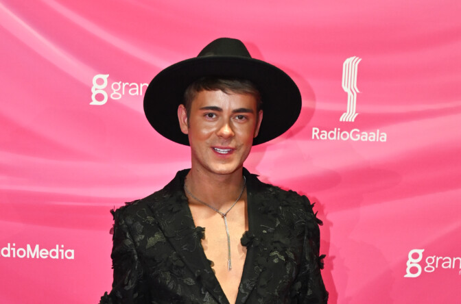 ”Niko, olet sen verran humalassa, että turpa kiinni” – Niko Saarinen nouti palkintonsa jurrissa