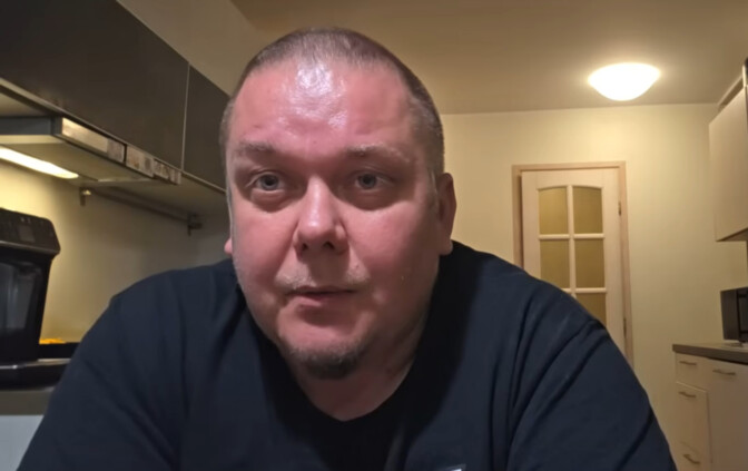 Julkisella juopottelulla elantonsa tienaava Pottukoira joutui sairaalaan