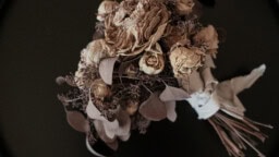 Radiojuontaja petti vaimoaan  – julkisuudesta tutut henkilöt osoittavat tukeaan petetylle puolisolle