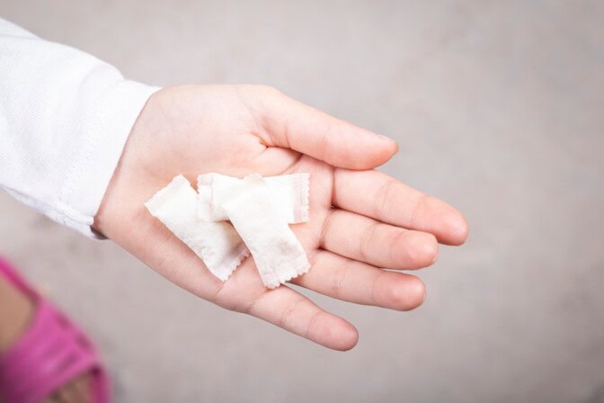 Nuorten suosima trendituote koukuttaa salakavalasti maun avulla – ikäraja halutaan nostaa 20 vuoteen