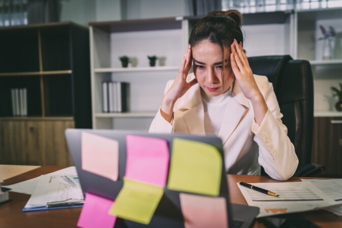 Työttömien työnhakuvelvoite aiheuttaa hakemustulvia – yritykset pelkäävät rekrytoimista