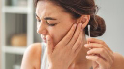 Pumpulipuikolla ei saa kaivaa korvaa – moni ei tiedä alkuperäistä käyttötarkoitusta