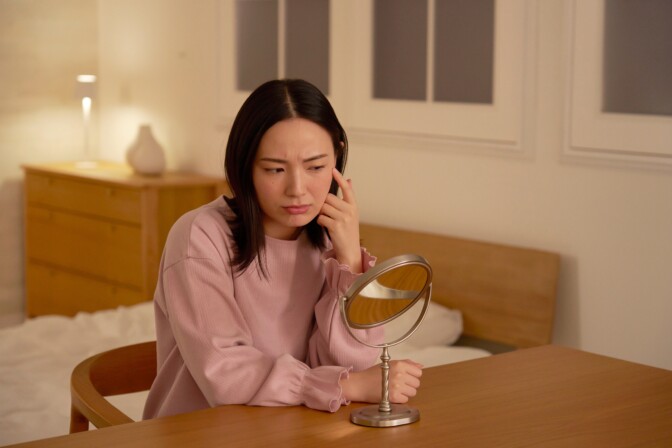 3 arkipäiväistä tapaa, jotka heikentävät ihon kuntoa huomaamatta – näin korjaat ne