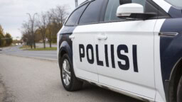 ”Saatte pidättää mut koska vaan” – suomalaisten poliisien videosta somehitti