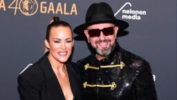 ”Sua ei viedä enää treffeille” – Martina tyrmistyi Eskon halusta jakaa naisen kanssa kulut puoliksi