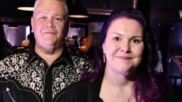 Palsanmäkien huutokaupassa on luvassa yllätys – ”Saa hullutella”
