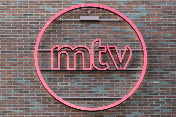 Nyt se on varmaa: MTV:n kanavat poistuvat Elisan palveluista jo tänään! Sopimusneuvottelut kariutuivat