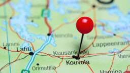Kovaa peliä Kouvolassa – kaupunki vaihtoi nimensä