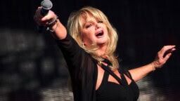 Bonnie Tyler on tajuttomana teho-osastolla