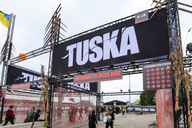 ”Tuska on oikeille metallipäille, ei feikeille” – Ina Mikkola kävi Tuskassa ja somella oli asiasta sanomista
