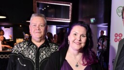 Heli Palsanmäki julkaisi Akista videon – ”Aina sattuu ja tapahtuu”