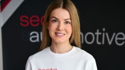 Janni Hussi pahoissa kivuissa – apua ei ole saatavilla
