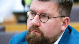 Sebastian Tynkkynen rökitti 16-vuotiasta poliitikkoa somessa ja sai kansalaiset kimppuunsa