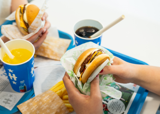 Hesburgerilla hurja tavoite: ”Puolet myydyistä tuotteista pitäisi olla lihattomia”