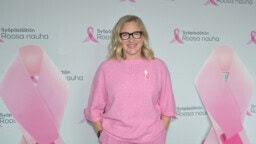 ”Olen aina ponnistanut sängyn kautta” – Katja Ståhl kertoo avoimesti parisuhteensa alkuajoista
