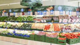 Lidl aloitti jättialennukset – kotimaiset kasvikset jopa 40 prosentin alennuksessa