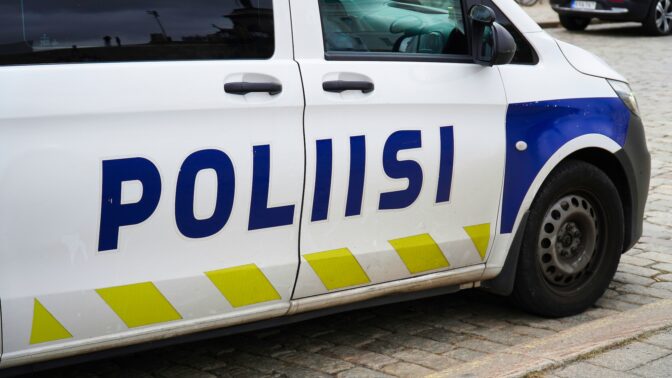 Vorot yrittivät murtautua varastohalliin Limingassa – huonostihan siinä kävi